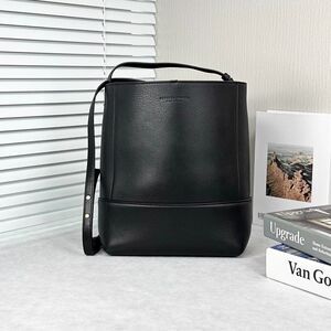 Bv Women Pre-Loved Bag Very Good Condition